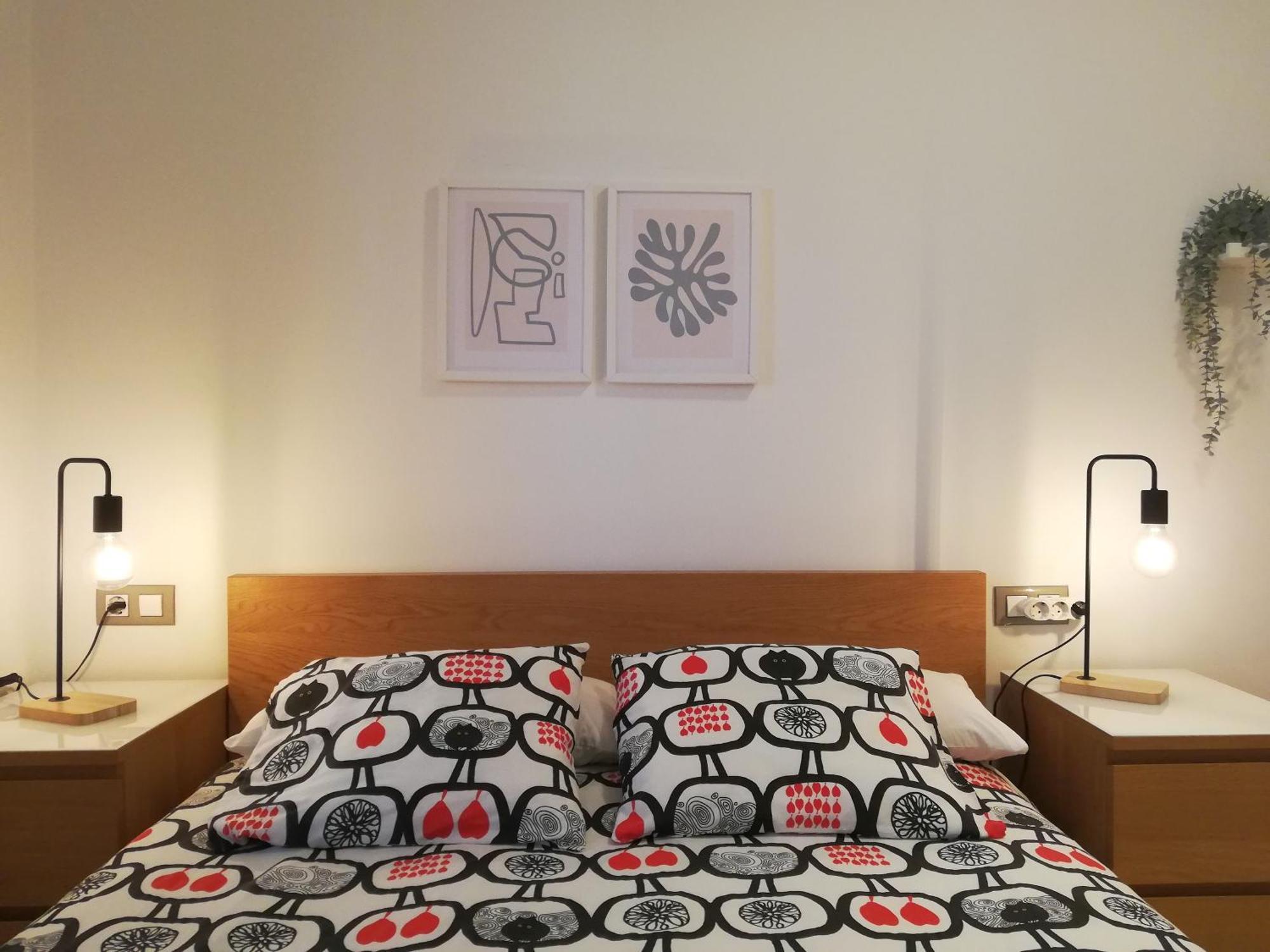 Surf And Art Apartment Parking Gratuito Oviedo Esterno foto